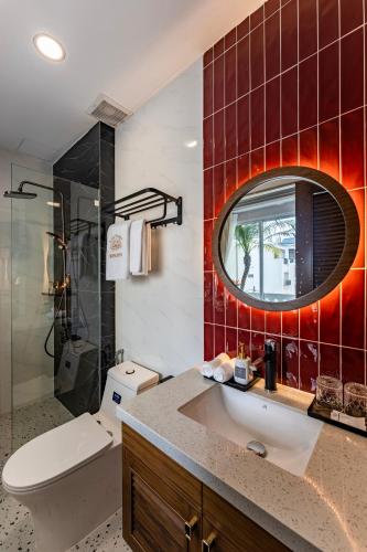Double Room with Balcony image 1