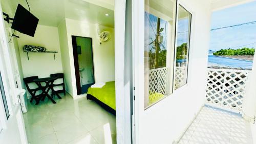 Erkély/terasz, Keylee's Lodging in La Loma