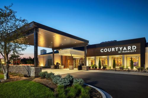 Courtyard by Marriott Chicago Waukegan / Gurnee in Waukegan, USA