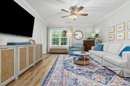 Copper on Ross - Modern and Remodeled in Auburn, USA