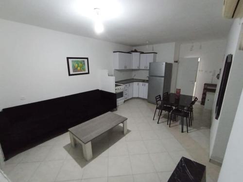 קרוב לים אזור הכי מבוקש באשדוד - 10 min from the sea best in town, Ашдод