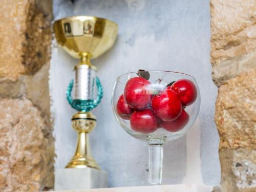 Art House Zanze- Two Bedroom Apartment with City View