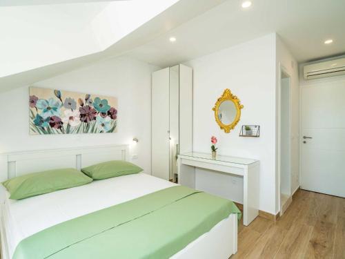 Apartment & Rooms Papa - Premium Double or Twin Room with Balcony and Partial Sea View Soba 2, Mlini (zdjęcie 8)