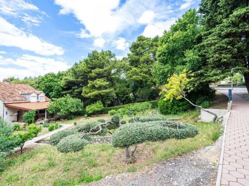 Apartment  Rooms Papa - Premium Double or Twin Room with Balcony and Partial Sea View Soba 2