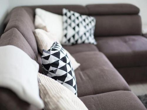 Serious Job Apartment - One Bedroom Apartment with Shared Terrace ve i