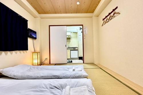 201号室花園町,萩之茶屋駅步行2分専用バスルームアクセス便利 Room Type - One-Bedroom Apartment
