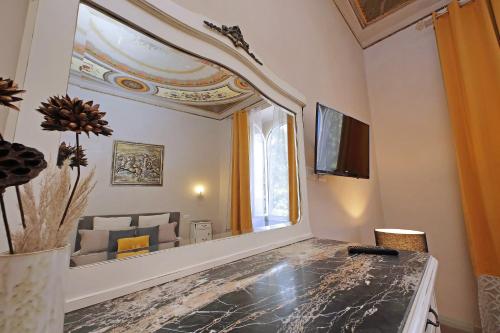 dolce casa colosseo 2, Rome (photo 8)