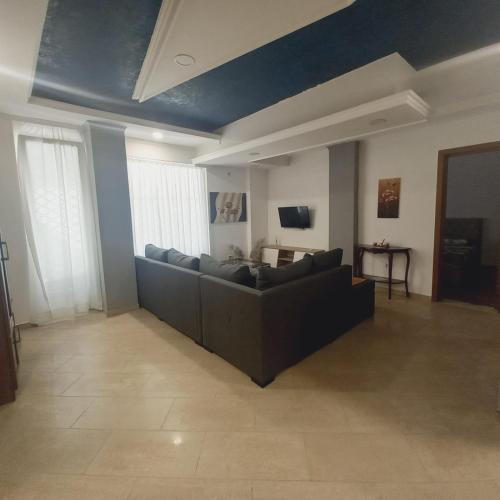 Tirana Center Apartment, Tirana (photo 9)