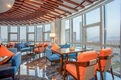 Restaurant, Crystal Orange Hotel Nanjing Jiangbei New District University of Technology in Nanjing