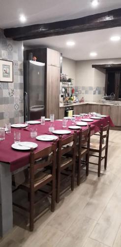 ห้องครัว, Casa Rural Costalisa in โซโม