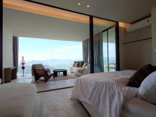 SLA sakad, Thung Chang