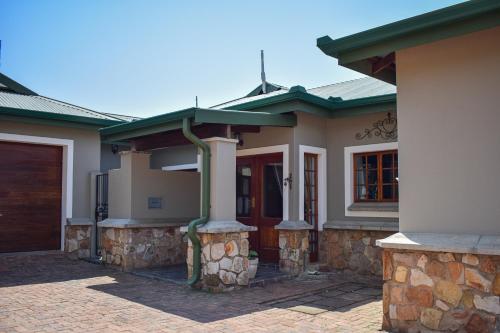 Ambassador Lodge, Dullstroom