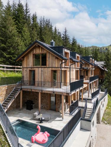 3 bedrooms, 4 beds