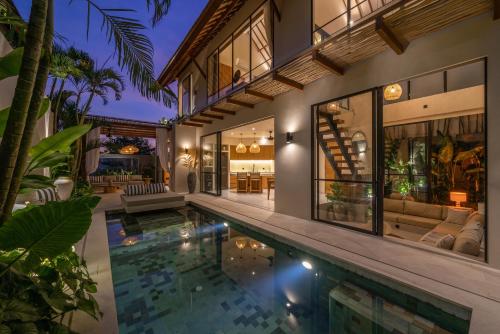 Two-Bedroom Villa image 9