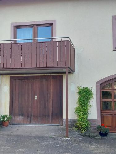 Weingut-Ferienwohnungen Lorenz - nur Urlaubsgäste (Weingut-Ferienwohnungen Lorenz - nur Urlaubsgaste) in 孔茨