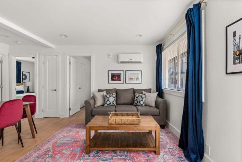 Cozy Retreat Minutes from Nashville Unit 9B apts in Nashville, USA