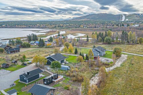 Levi Nietos in Леви