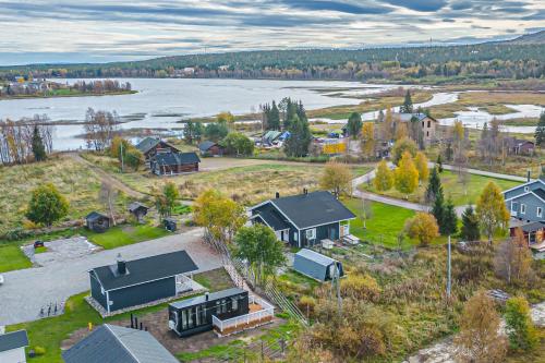 Levi Nietos in Леви