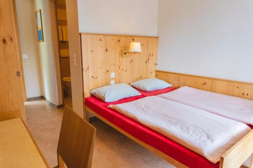 Davos Youth Hostel - image 3