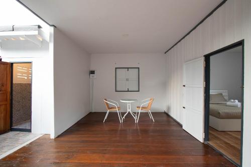 Mango tree อ่าวมะขามป้อม