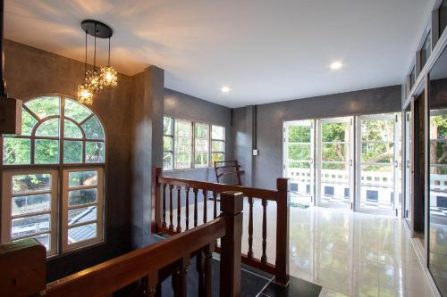 Mango tree อ่าวมะขามป้อม