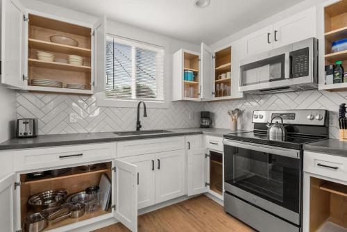 Chic Retreat in the Heart of Nashville Unit #4A apts in Nashville, USA