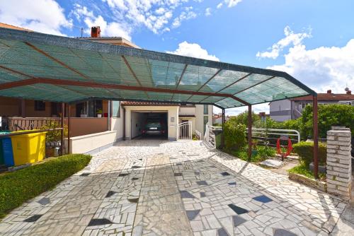 Apartment Zeljko 34 - image 4