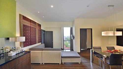 วิซ ไพรม์ โฮเต็ล คาติบ สุไลมาน ปาดัง (Whiz Prime Hotel Khatib Sulaiman Padang) in ปาดัง