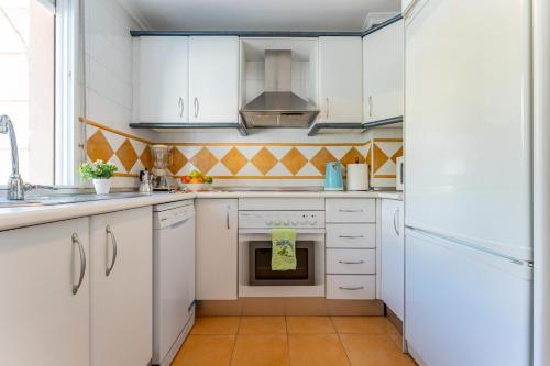 One-Bedroom Apartment with Terrace image 10