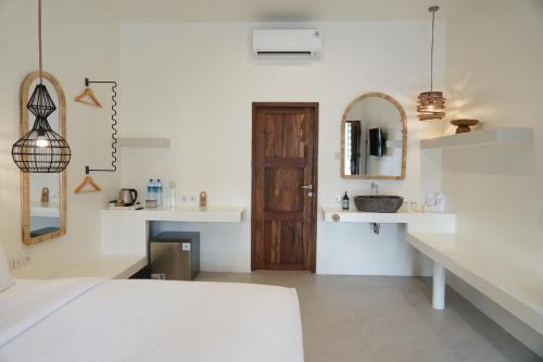 597758728 El Tropico Boutique Hotel