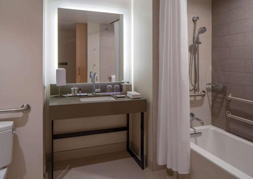 Hyatt Regency Seattle - image 12