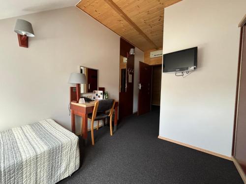 Hotel 365 - image 3