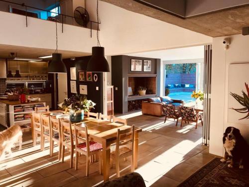 Luxury Winelands Family Home - Tap to explore photos