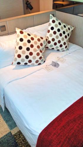 Signature Double Room image 6