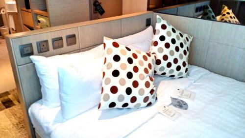 Signature Double Room image 5