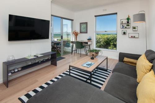 64 Whalerock Estate, Hermanus
