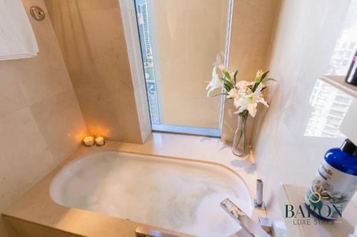 Luxurious Studio at Address dubai marina - image 11