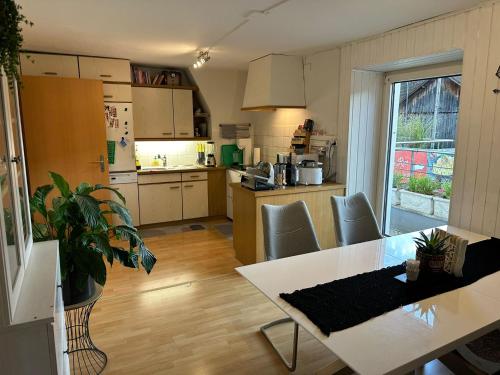 Faciliteiten, Wohnung in zentraler und trotzdem ruhiger Lage, Balzers in Balzers