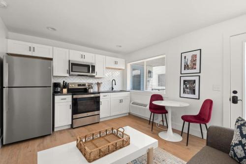 Nashville Vibes- Stay, Play, and Relax Unit 5B apts in Nashville, USA