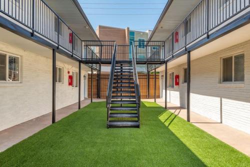 Nashville Vibes- Stay, Play, and Relax Unit 5B apts in Nashville, USA
