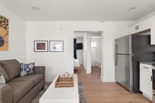 Nashville Vibes- Stay, Play, and Relax Unit 5B apts in Nashville, USA