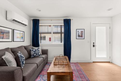 Charming Retreat near Nashville Unit 8B apts in Nashville, USA