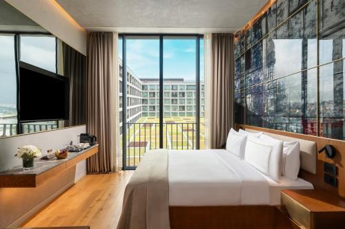 room detail thumbnail 0