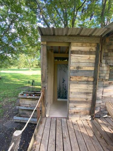 Pecan Grove Cabin in Huntsville, USA