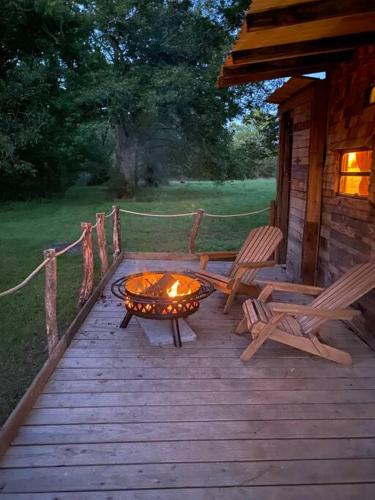 Pecan Grove Cabin in Huntsville, USA