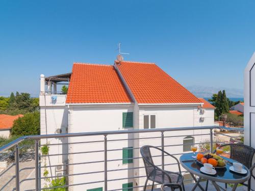Erkély/terasz, Apartments Island Beat - Two Bedroom Apartment with Balcony and Sea View A2 ST in Supetar