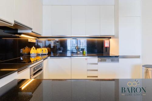 Stylish 1BR unit Address Marina - image 12