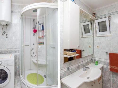 Apartment Jele - Two Bedroom Apartment with Balcony and Garden View - image 5