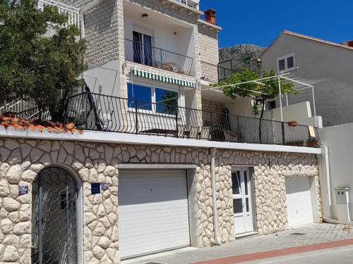 A szálláshely kívülről, Apartments Knego - Comfort One Bedroom Apartment with Balcony and Sea View in Mlini