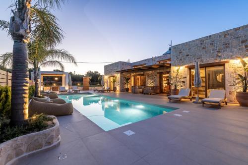 White Stone Villa Orion - Poolside Escape Close to Laganas Beach – khách sạn tại Agios Sostis